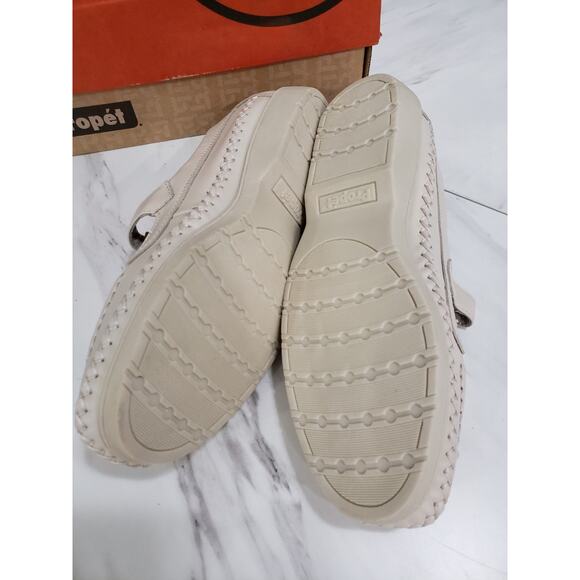 NEW - Propet Womens Cafe Walker Slip On Flat Shoes Beige Size 7 EXTRA WIDE - Picture 5 of 7
